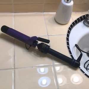 1 1/4 inch Hot Tools Curling Iron